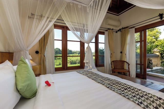 One Bedroom Pool Villa with Rice Field View