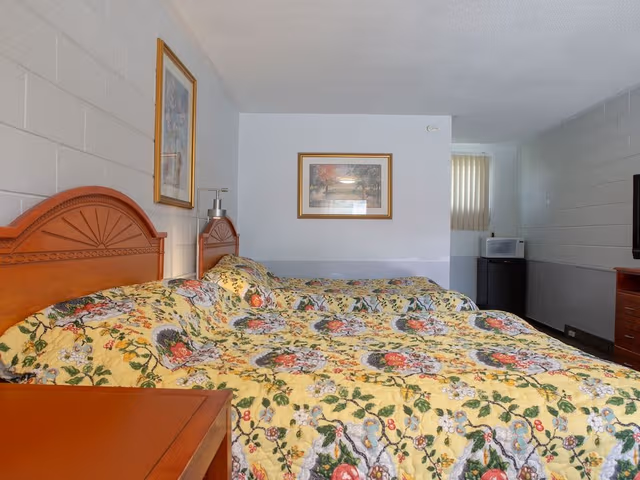 Room, 2 Queen Beds