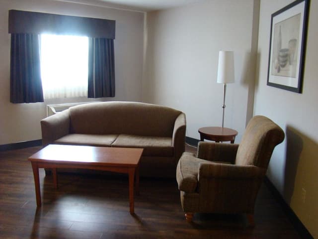 Suite, Multiple Beds, Non Smoking (Pet Friendly)