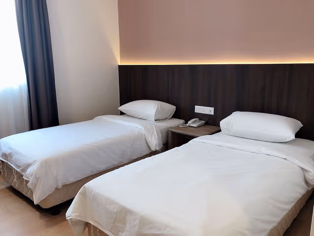 Business Twin Room