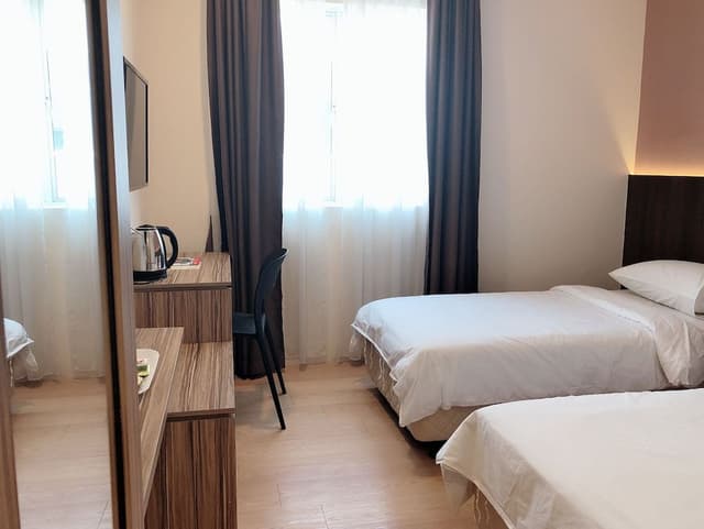 Business Twin Room