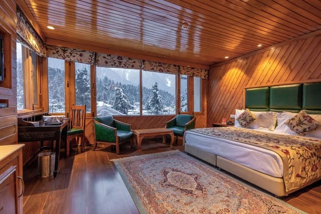 Deluxe room - River View