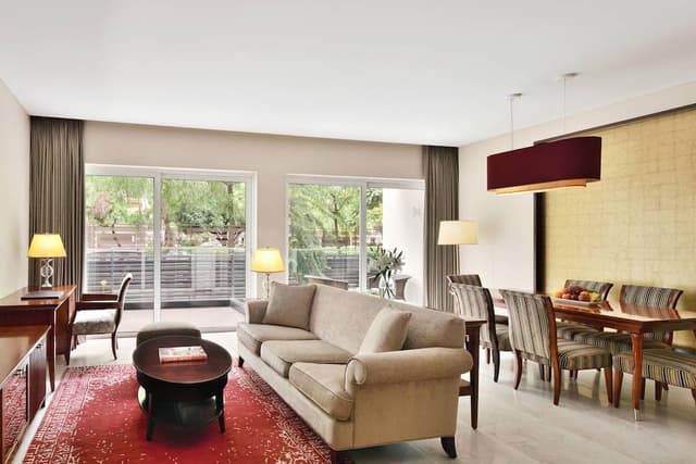 Suite, 2 Bedrooms, Balcony