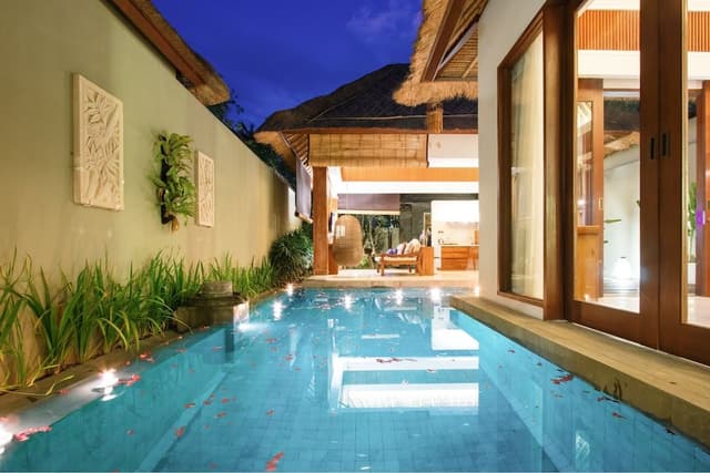 Deluxe Villa, 1 King Bed, Private Pool, Garden Area