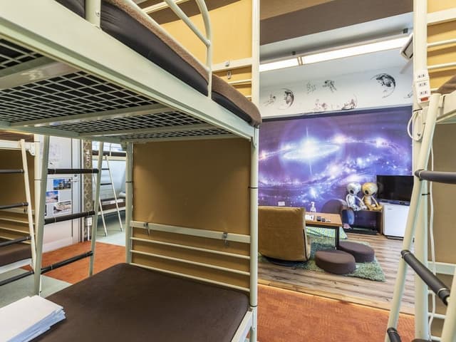 Deluxe Room, Non Smoking, Shared Bathroom