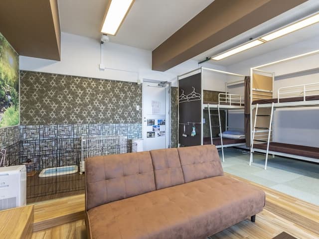 Family Room, Non Smoking, Shared Bathroom