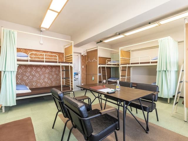 Family Room, Non Smoking, Shared Bathroom