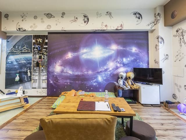 Deluxe Room, Non Smoking, Shared Bathroom