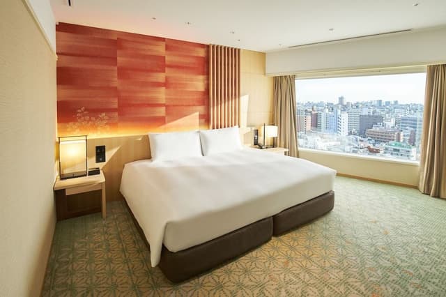 [Lounge Access] Executive Suite, 1 King Bed, Non Smoking