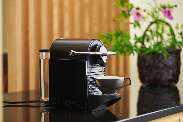 [Lounge Access] Ambassador Suite, Non Smoking
