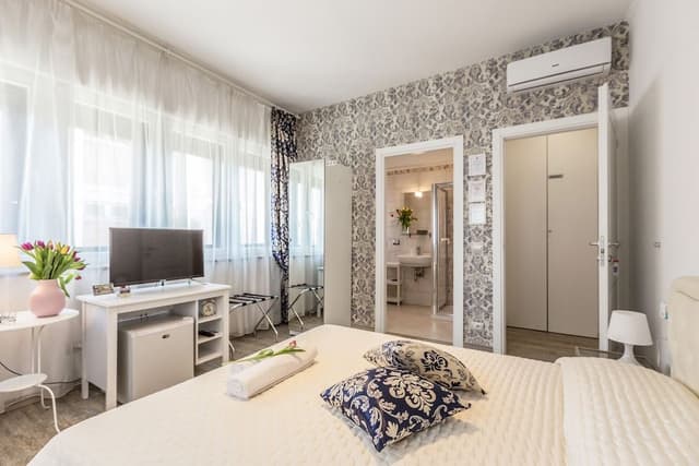Double Room, Private Bathroom