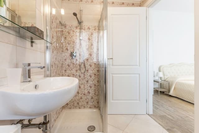 Double Room, Private Bathroom