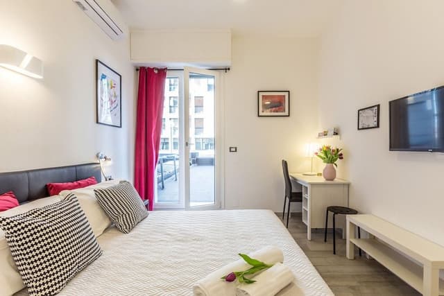 Deluxe Room, 1 Queen Bed