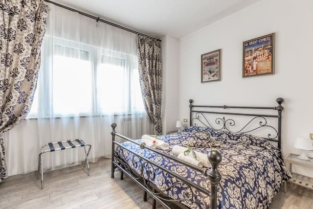 Triple Room, Private Bathroom (External)