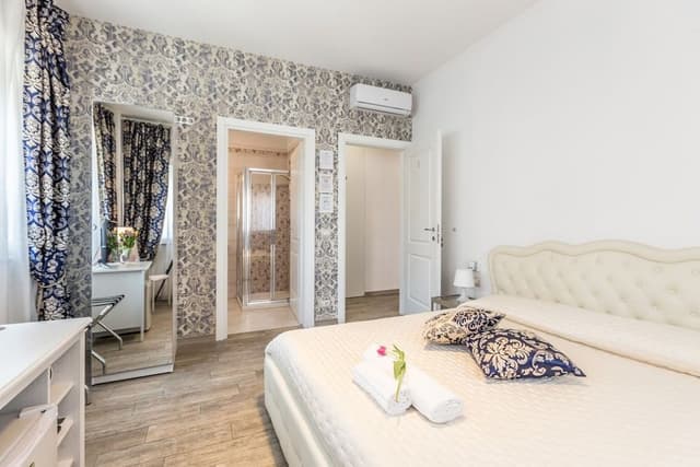 Double Room, Private Bathroom