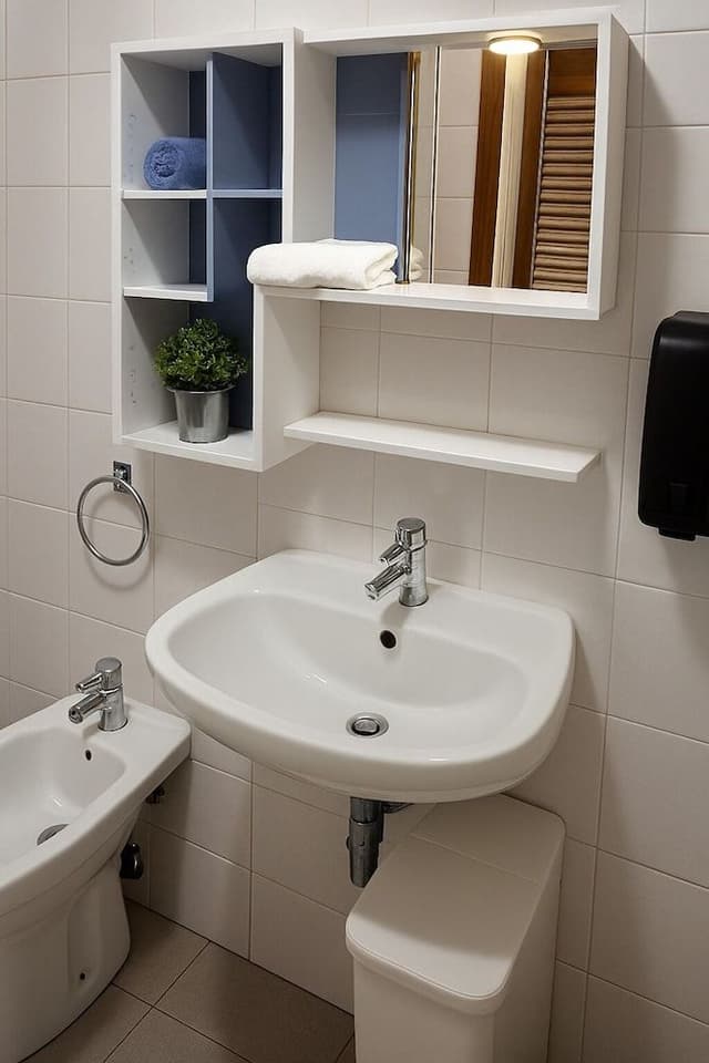 Classic Double Room, Lake View