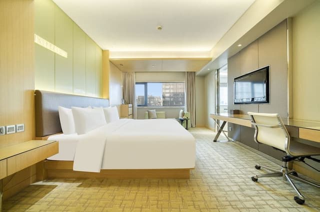 Superior King Room
