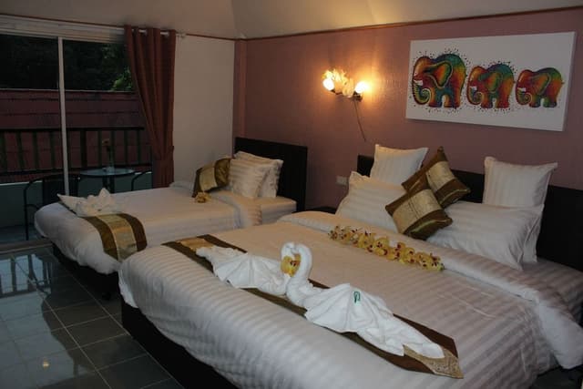 Triple Room