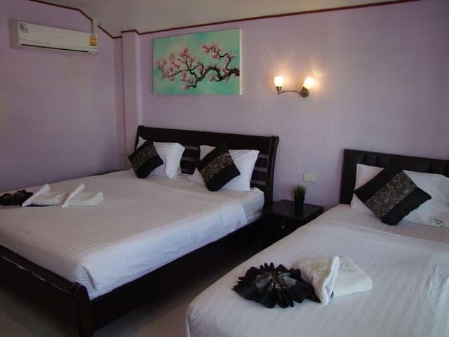 Triple Room