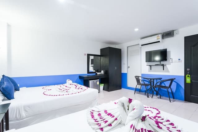 Triple Room