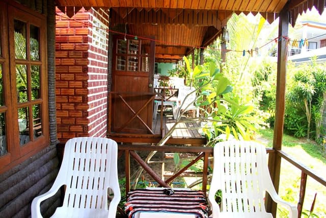 Deluxe Bungalow, 1 Queen Bed, Sea View