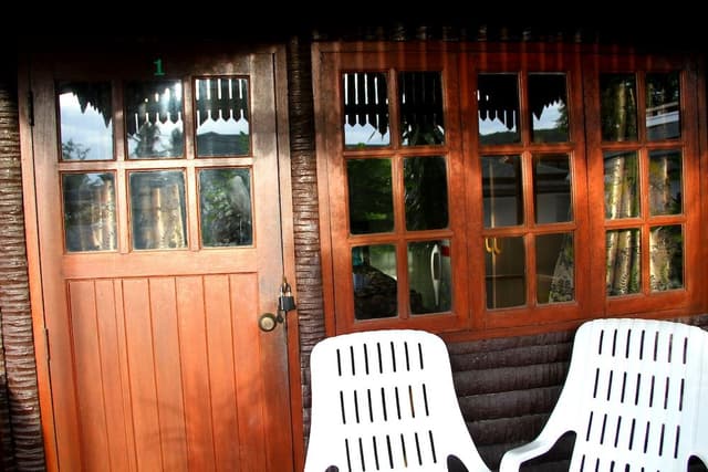Deluxe Bungalow, 1 Queen Bed, Sea View