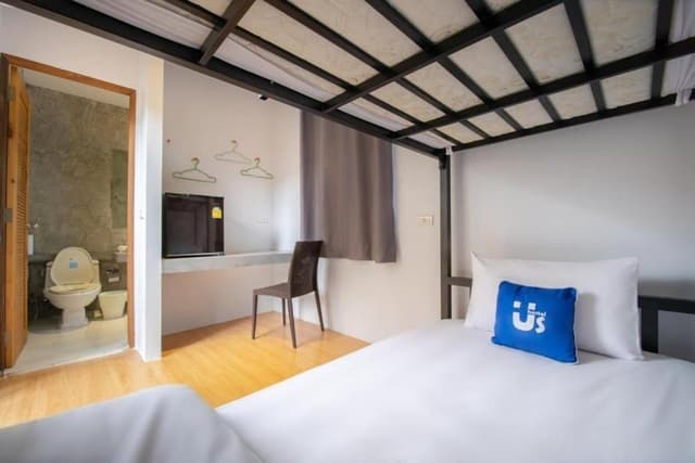 Bunk Bed for 2 with Private Bathroom