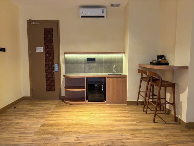 Suite, 1 Bedroom, Balcony