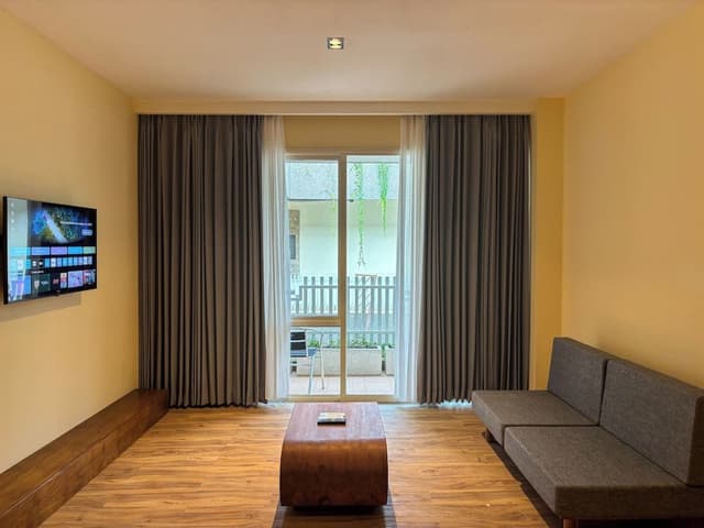 Suite, 1 Bedroom, Balcony