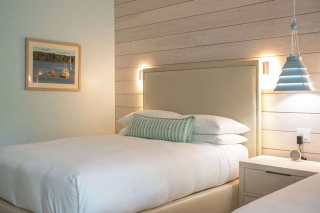 Room, 2 Queen Beds (Coveside)