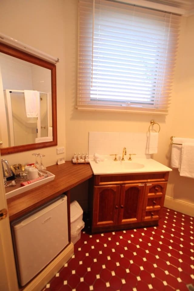 Premium King Suite 2