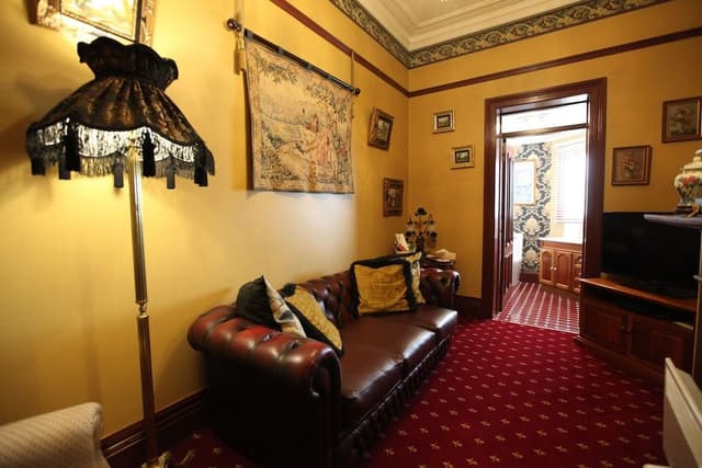 Grand Queen Suite
