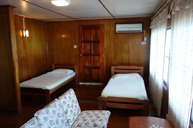 Deluxe Family (4 Pax)