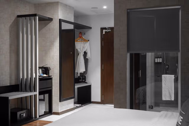 Premier Room