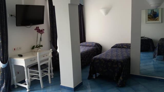 Comfort Double or Twin Room, Terrace