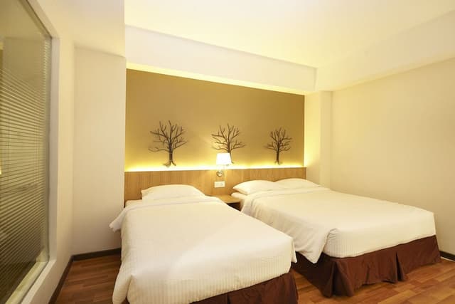 Deluxe Suite