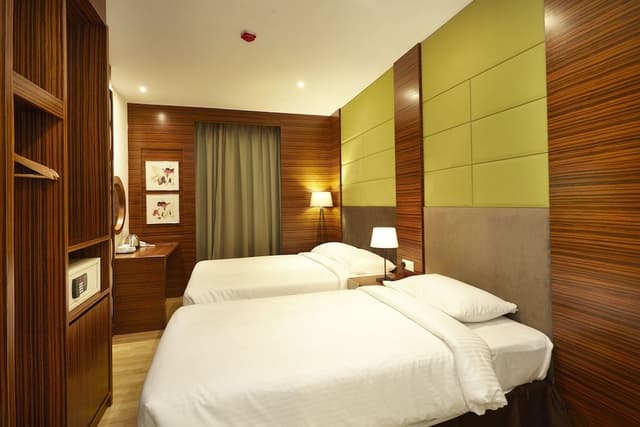 Deluxe Suite