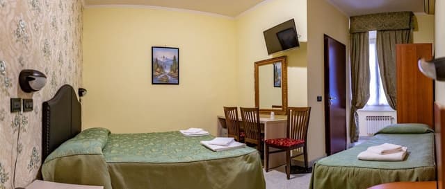 Triple Room