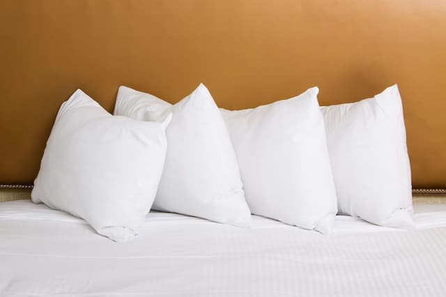 Classic Room, 1 King Bed