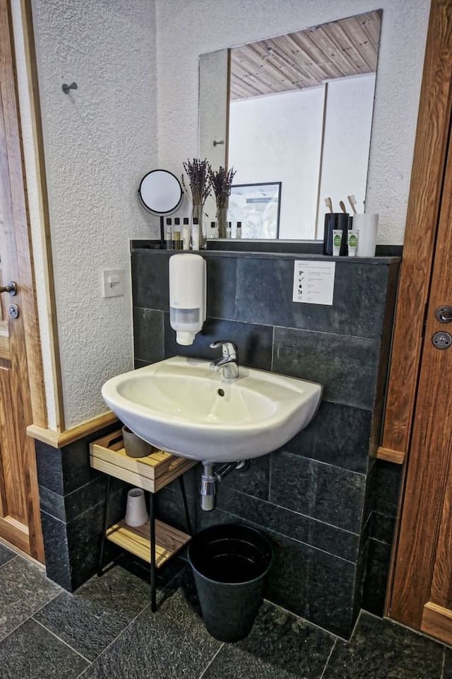 Quadruple Room, Private Bathroom (Globetrotter)