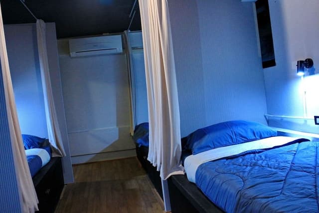 Basic 5 Bed Mixed Dorm