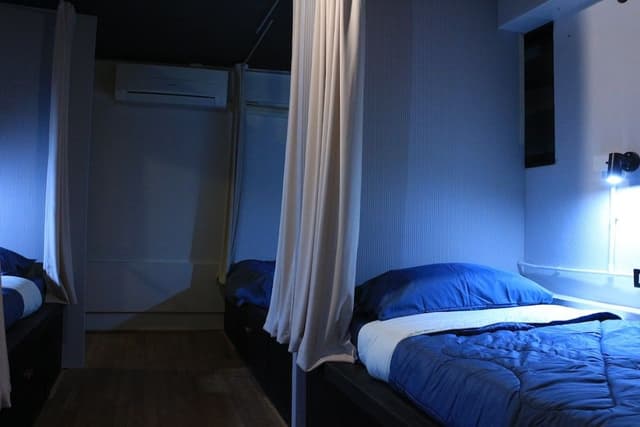 Basic 5 Bed Mixed Dorm