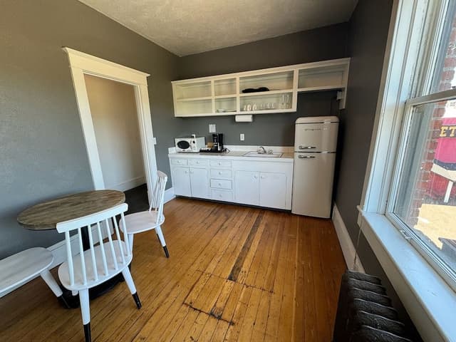 Gorge Suite