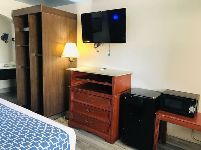 Standard Room, 2 Queen Beds