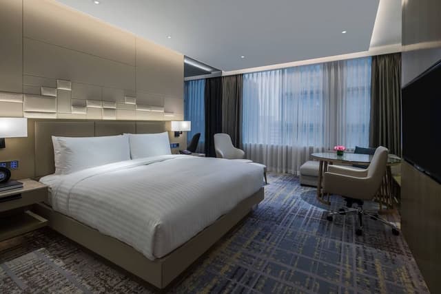 Executive Deluxe King Bed Room