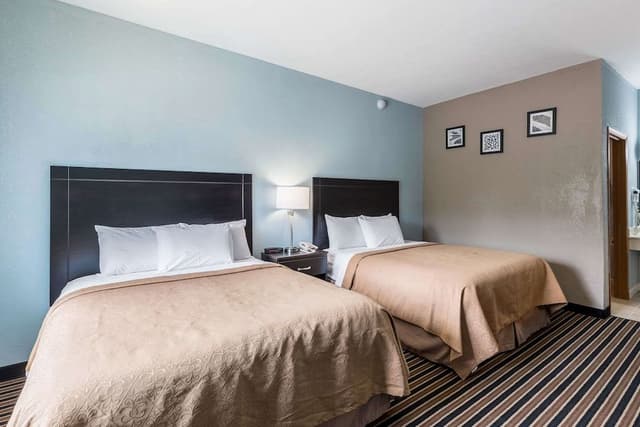 Standard Room, 2 Queen Beds, Non Smoking