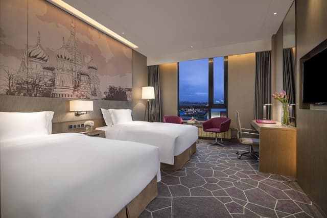 Executive Room, 1 King Bed, Smoking