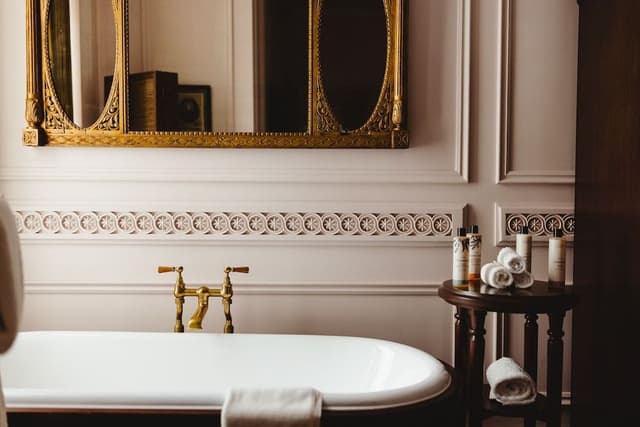 Lutyen's Suite