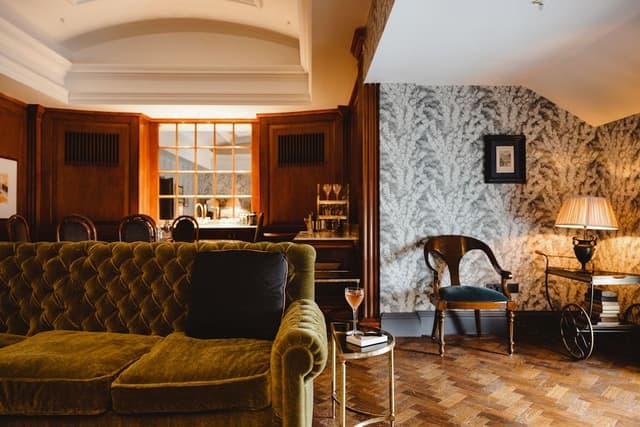 Lutyen's Suite