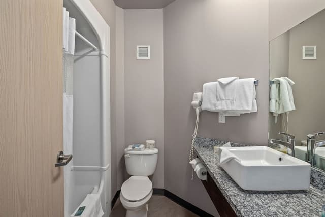 Classic Room, 1 Queen Bed
